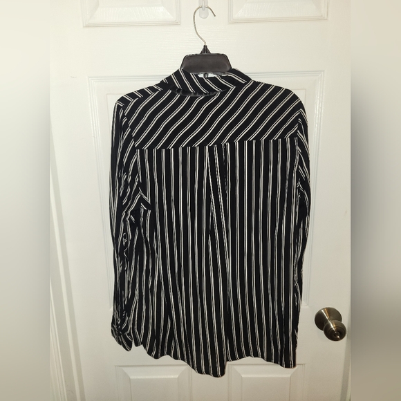DISTURBIA Patti Striped Shirt - Picture 5 of 6